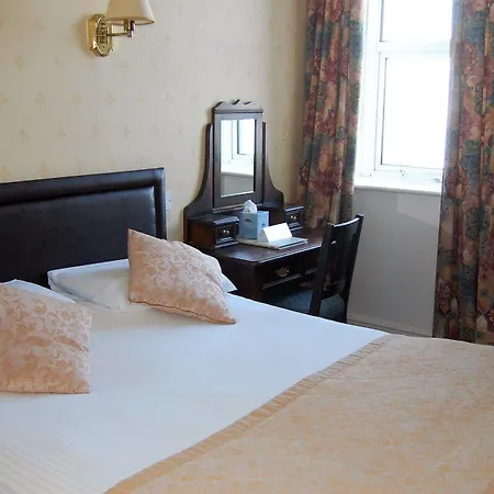 Victoria Hotel